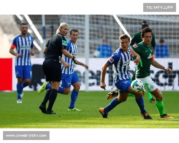 德甲联盟研讨VAR技术升级，增设门线裁判预案提上议程